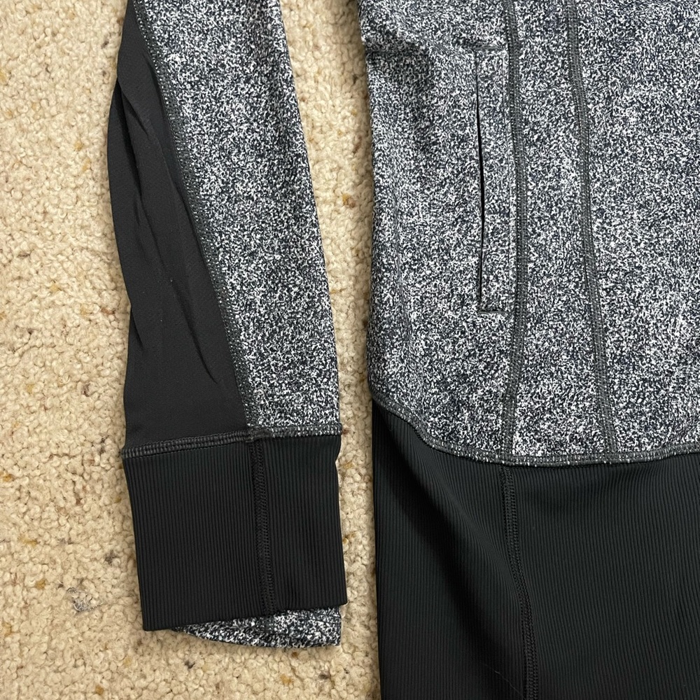 Lululemon Jacket - Picture 10 of 10